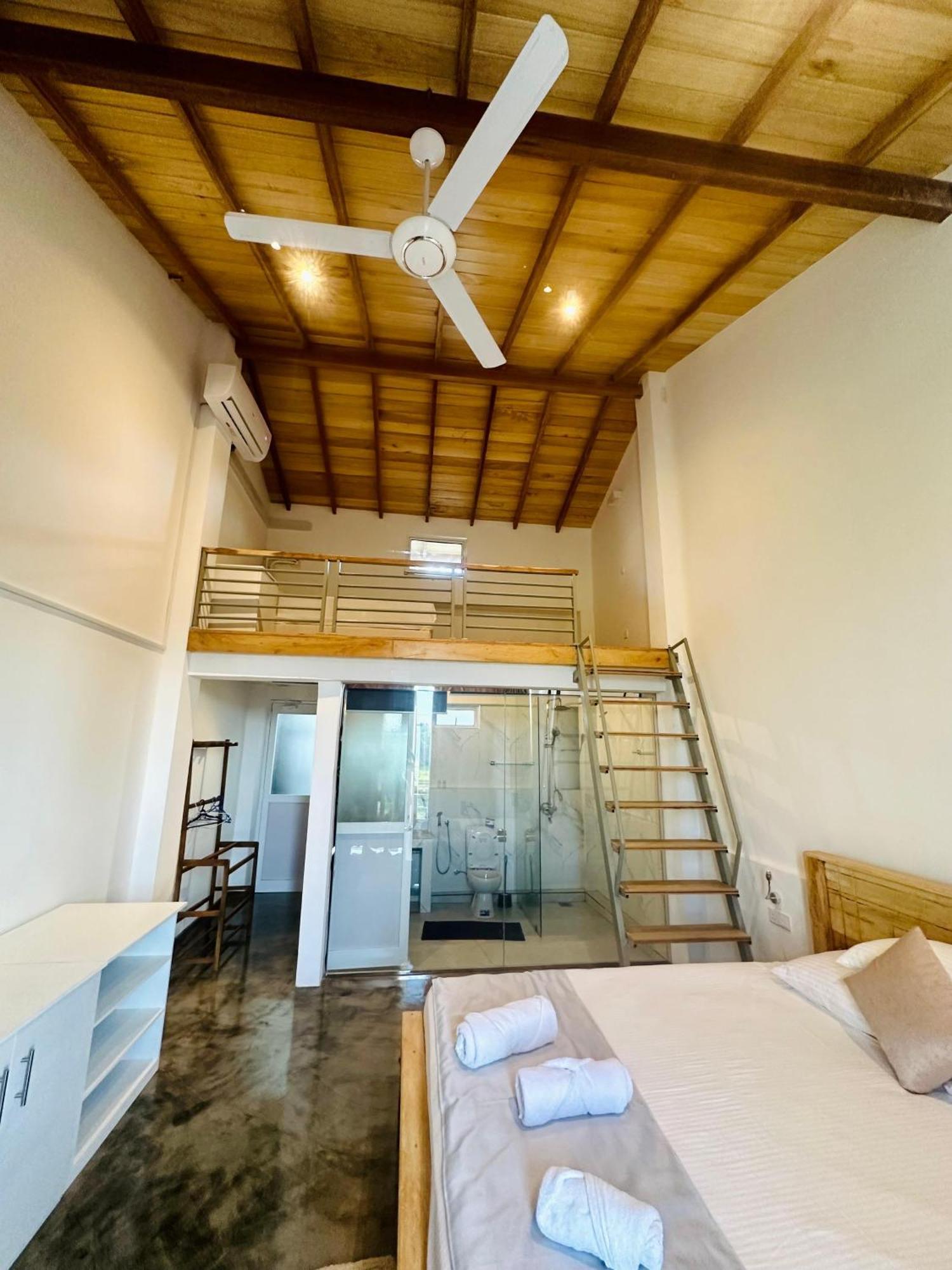 Green Edge Villa Hikkaduwa Exterior photo